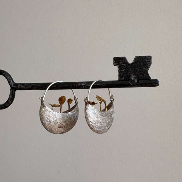 Sterling Silver Hoop Earrings Statement Vintage 925 floral garden butterfly - Picture 5 of 8